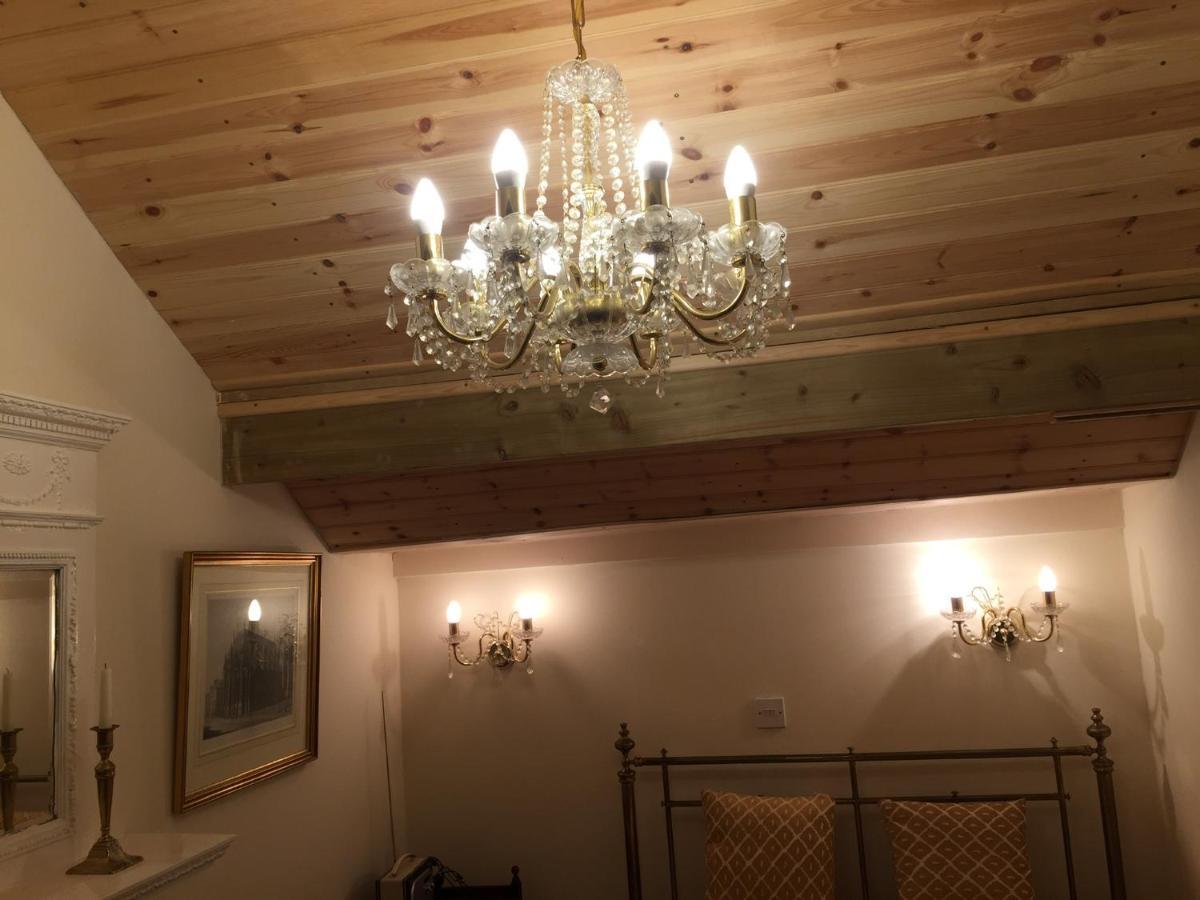 The Gin Palace With Cozy Logburner Holiday home *
