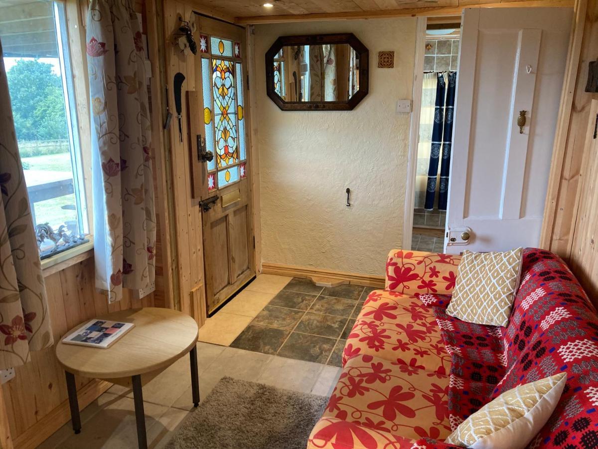 The Gin Palace With Cozy Logburner Holiday home *