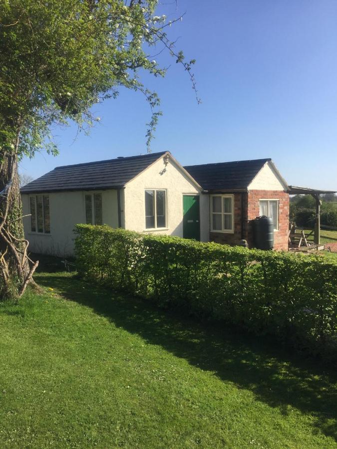 The Gin Palace With Cozy Logburner Holiday home